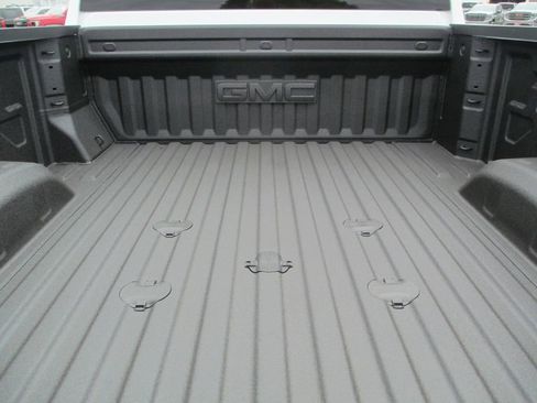 New 2026 GMC Sierra 2500 AT4 AWD/4WD image 6