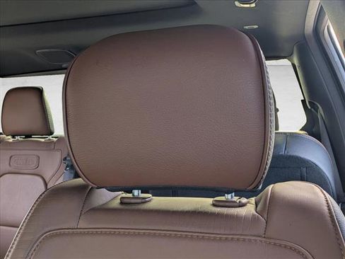 Used 2022 RAM 1500 Limited image 16