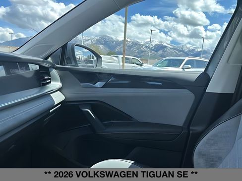 New 2026 Volkswagen Tiguan SE AWD/4WD image 40