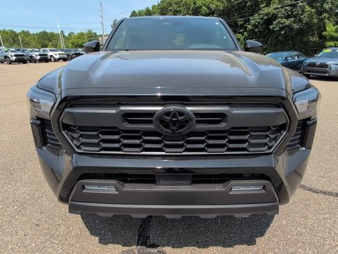 Certified 2026 Toyota Tacoma TRD Off-Road AWD/4WD image 11