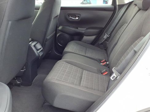 Used 2023 Honda HR-V LX image 23