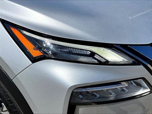 Certified 2023 Nissan Rogue SV AWD/4WD image 31