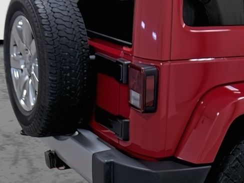 Used 2014 Jeep Wrangler Unlimited Sahara w/ Max Tow Package image 13