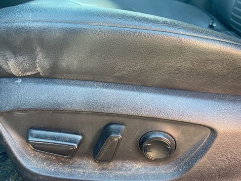 Used 2018 Toyota Camry SE w/ Moonroof Package image 25