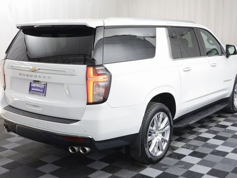 Certified 2021 Chevrolet Suburban High Country image 23