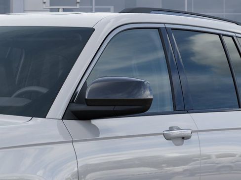 New 2026 Jeep Grand Cherokee Limited image 12