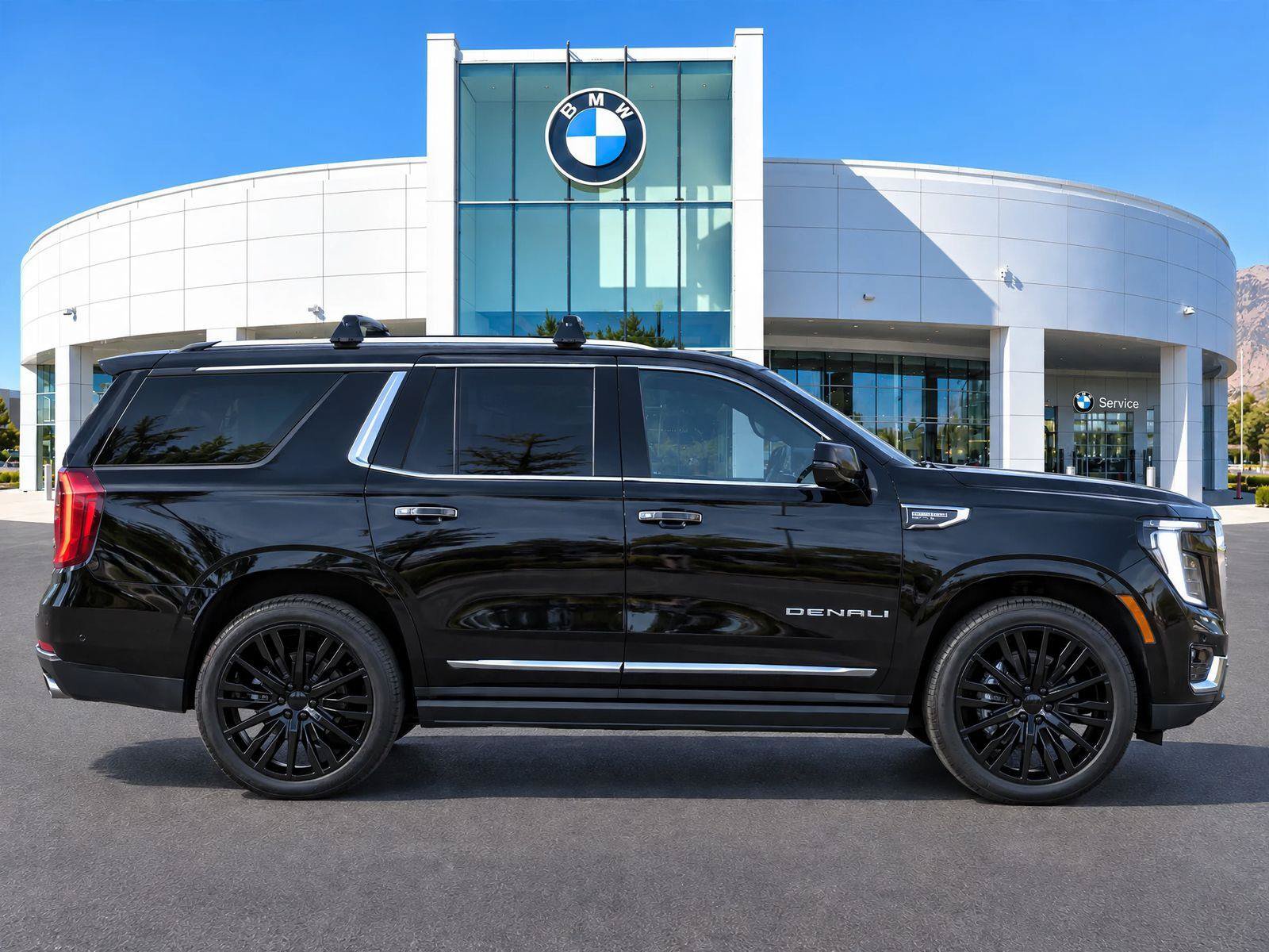 Used 2026 GMC Yukon Denali w/ Denali Reserve Package AWD/4WD image 6