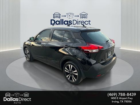 Used 2020 Nissan Kicks SV image 8