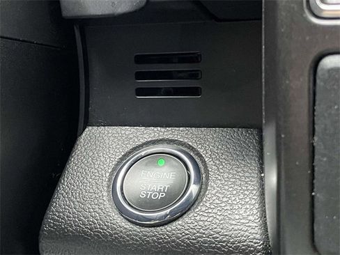 Used 2021 Ford Expedition Max Limited image 27