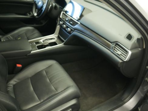 Used 2018 Honda Accord EX-L image 25