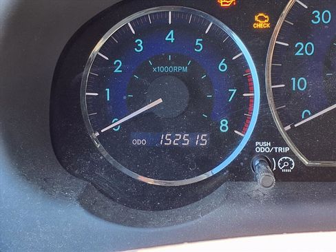 Used 2009 Toyota Sienna LE image 19