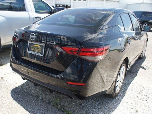 Used 2024 Nissan Sentra S FWD image 5