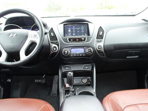 Used 2013 Hyundai Tucson Limited image 10