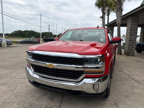 Used 2018 Chevrolet Silverado 1500 LT w/ Texas Edition RWD image 12
