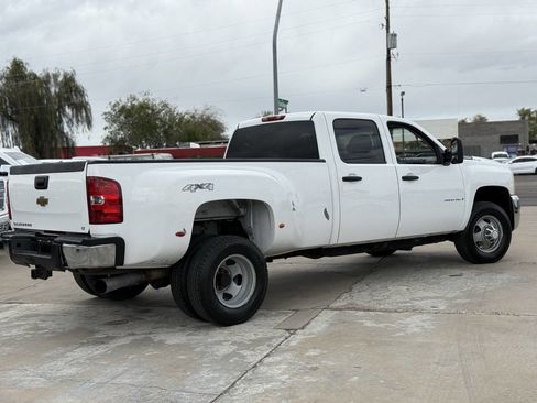 Used 2009 Chevrolet Silverado 3500 LT w/ Interior Plus Package image 7