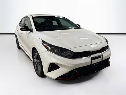 Used 2024 Kia Forte GT-Line w/ GT-Line Premium Package image 1