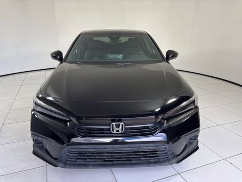 Used 2023 Honda Civic Sport image 8