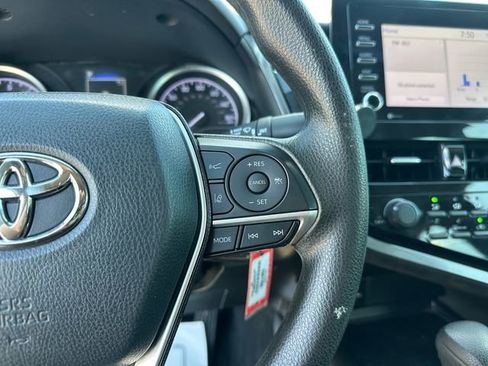 Used 2021 Toyota Camry LE FWD image 22