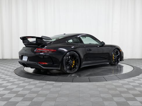 Certified 2018 Porsche 911 GT3 RWD image 7