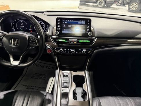 Used 2022 Honda Accord Touring image 21