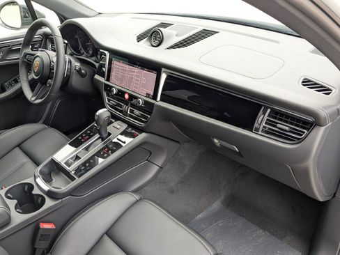New 2026 Porsche Macan AWD/4WD image 26