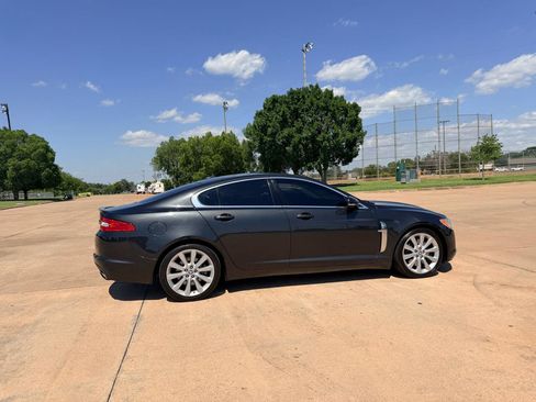 Used 2011 Jaguar XF Portfolio RWD image 30