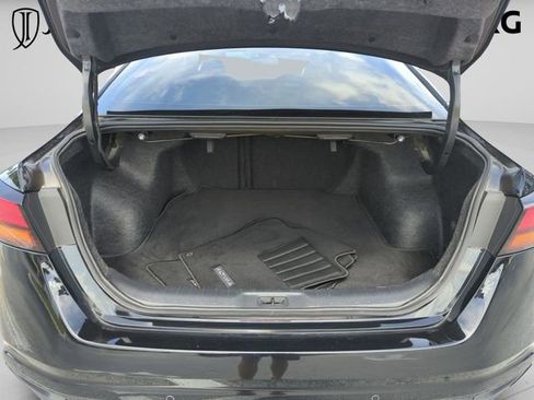 Used 2024 Nissan Altima 2.5 SL AWD/4WD image 17