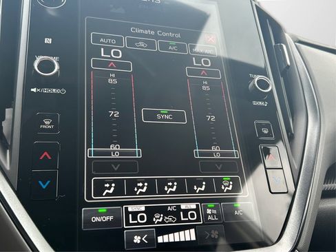 Certified 2025 Subaru Crosstrek 2.5i Limited w/ Crosstrek Mirror Package image 34