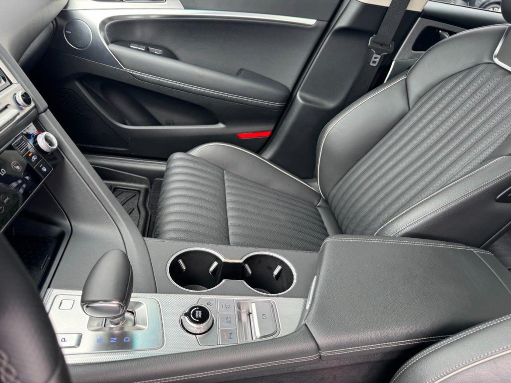 Certified 2026 Genesis G70 2.5T Prestige AWD/4WD image 14