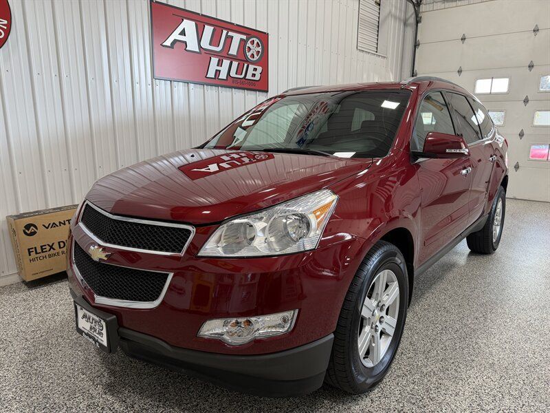 Used 2010 Chevrolet Traverse LT w/ Personal Connectivity Package AWD/4WD image 2
