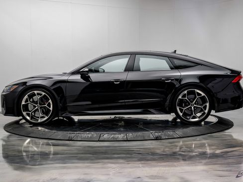 Used 2024 Audi RS 7 Performance AWD/4WD image 7