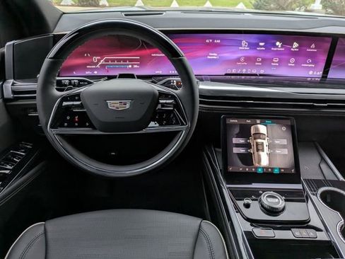 New 2026 Cadillac Escalade Sport w/ Touring Package image 14