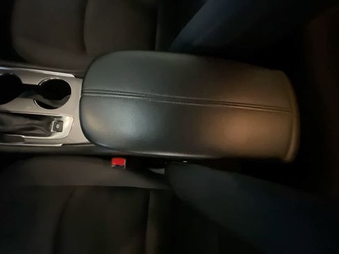 Used 2023 Chevrolet Malibu LT image 21