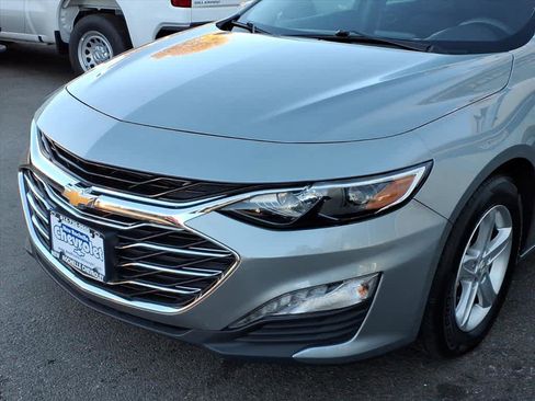 Used 2024 Chevrolet Malibu LT FWD image 7