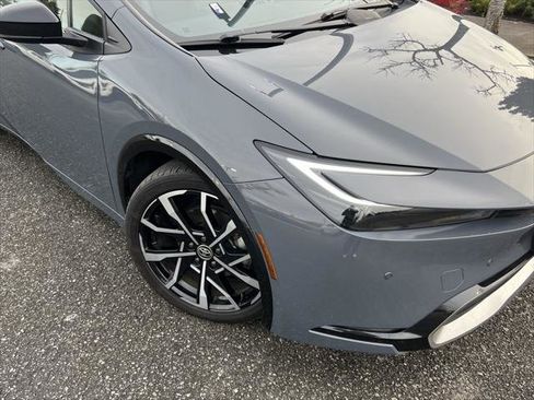 Certified 2024 Toyota Prius Prime image 2