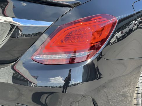 Used 2021 Mercedes-Benz C 300 Sedan image 25