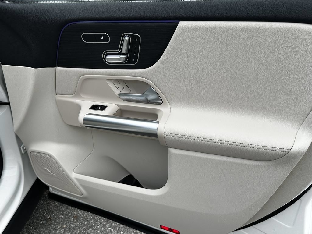 Certified 2026 Mercedes-Benz GLA 250 image 16