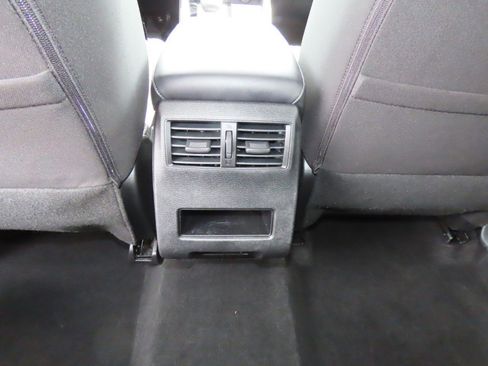 Used 2024 Mitsubishi Outlander ES image 21