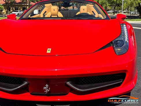 Used 2014 Ferrari 458 Spider RWD image 3