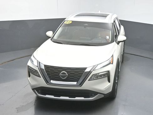 Used 2021 Nissan Rogue Platinum image 45