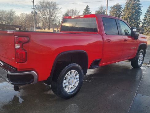 Used 2025 Chevrolet Silverado 3500 LT w/ Convenience Package image 4