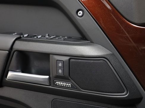 Used 2025 Land Rover Defender 110 Sedona Red Edition image 7