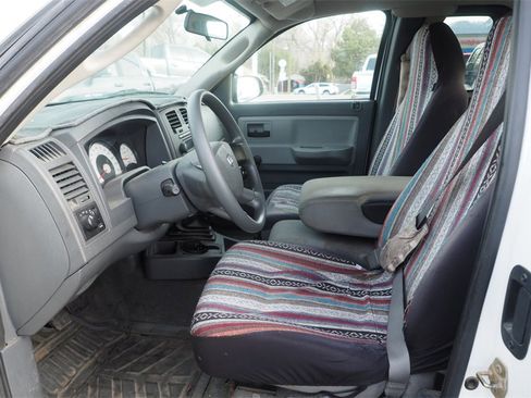 Used 2006 Dodge Dakota ST image 9