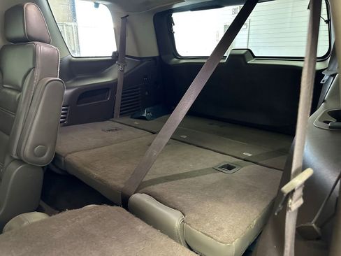 Used 2019 GMC Yukon Denali w/ Denali Ultimate Package image 17