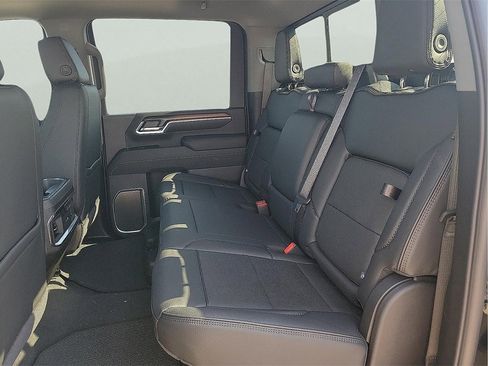 New 2026 GMC Sierra 2500 Denali w/ Denali Reserve Package image 13
