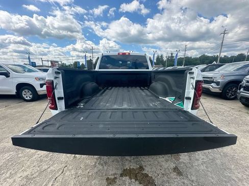 Used 2025 RAM 2500 Big Horn AWD/4WD image 28
