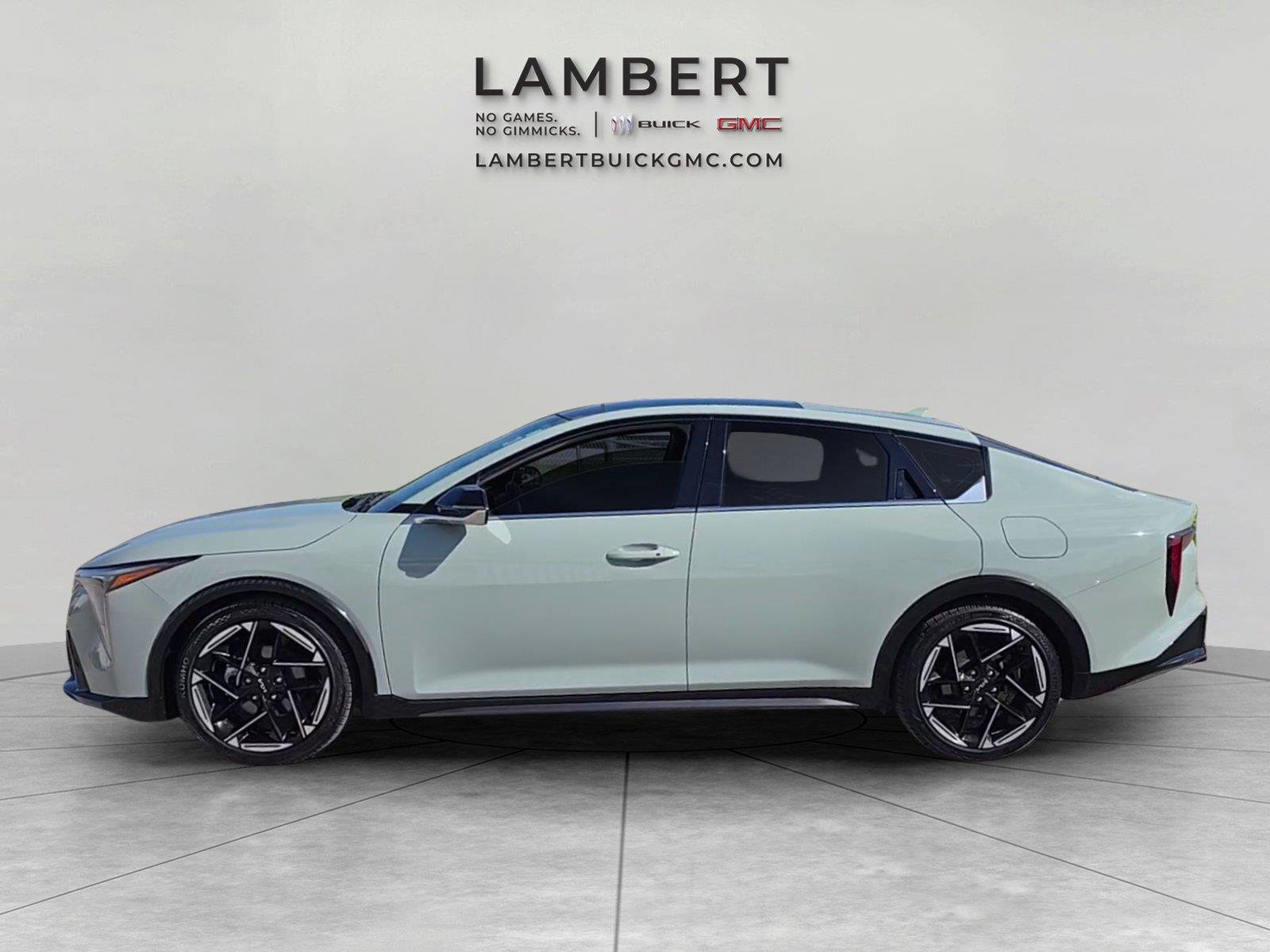 Used 2025 Kia K4 GT-Line w/ GT-Line Premium Package FWD image 2