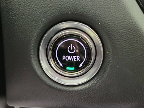 Used 2024 Cadillac Lyriq Sport AWD/4WD image 32