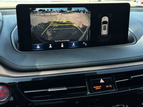 Used 2022 Acura MDX SH-AWD w/ Technology Package image 18