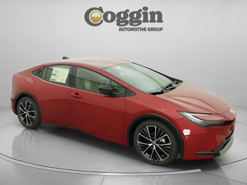 New 2026 Toyota Prius XLE image 24